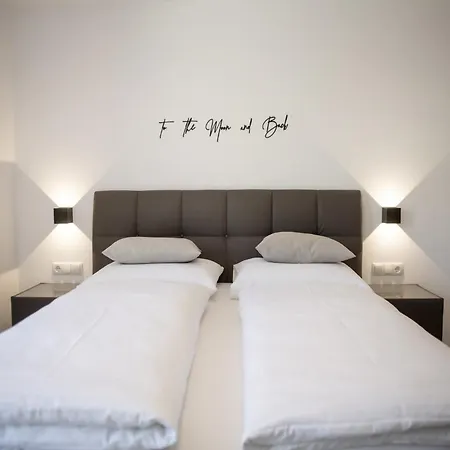 בית נופש Alpine With View & Garden *